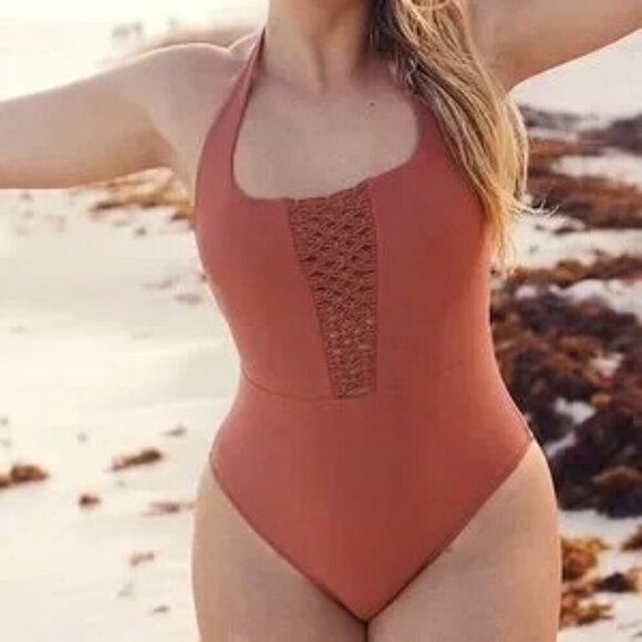 Aerie macrame scoop neck halter swimsuit - Picture 1 of 5